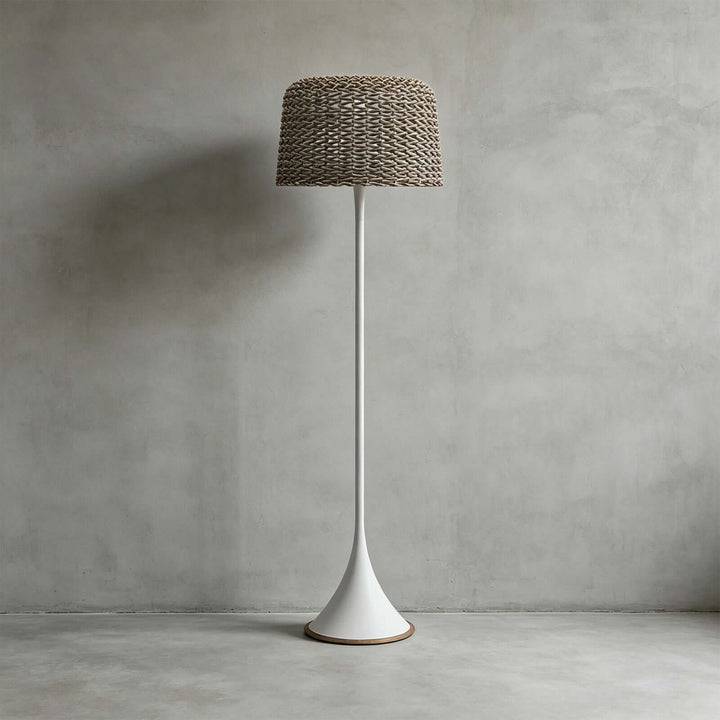 Arvilo Outdoor Lamp - Creative Rattan Solar Floor Lamp