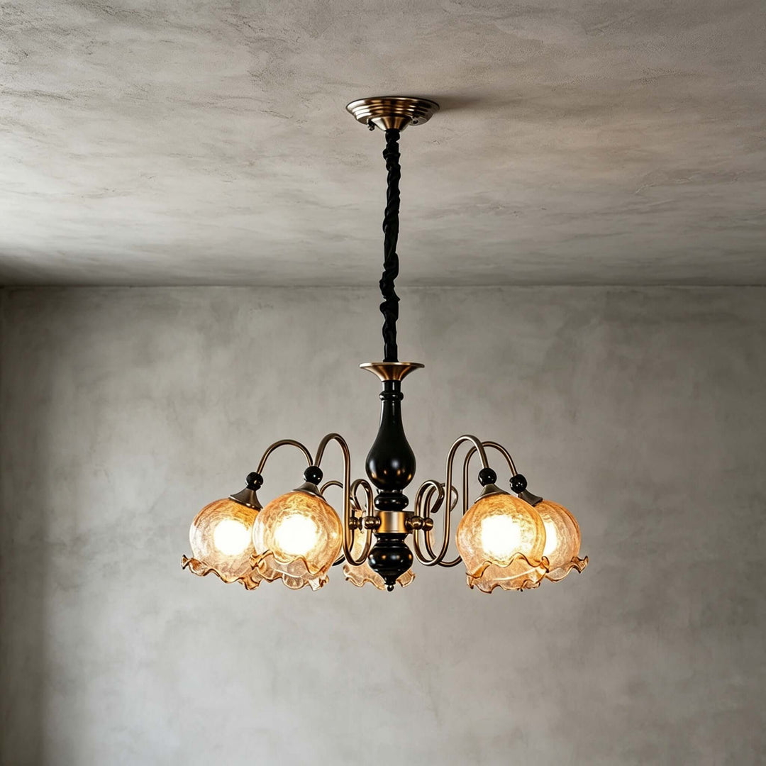 Belvona American Vintage Chandelier with Flower Glass Shades | Vinlighting