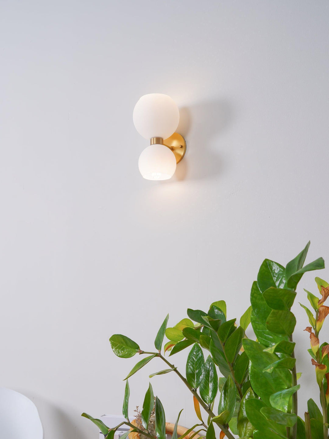 Betty Wall Lamp | Mid Century Glass Bathroom Design | Vinlighting | Vinlighting | Vinlighting