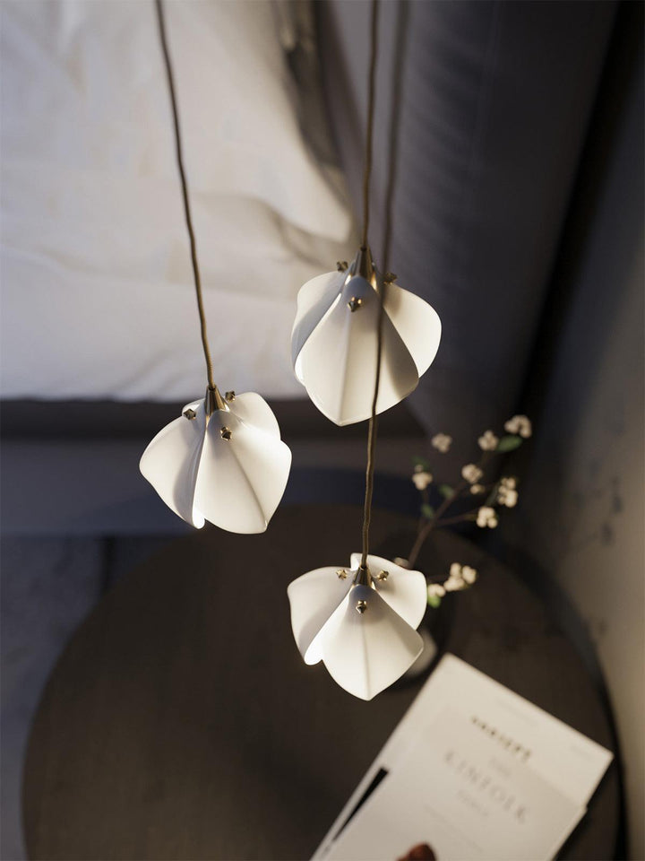 Bloom Buds Ceramic Pendant Light | Modern Art Deco Hanging Design | Vinlighting | Vinlighting