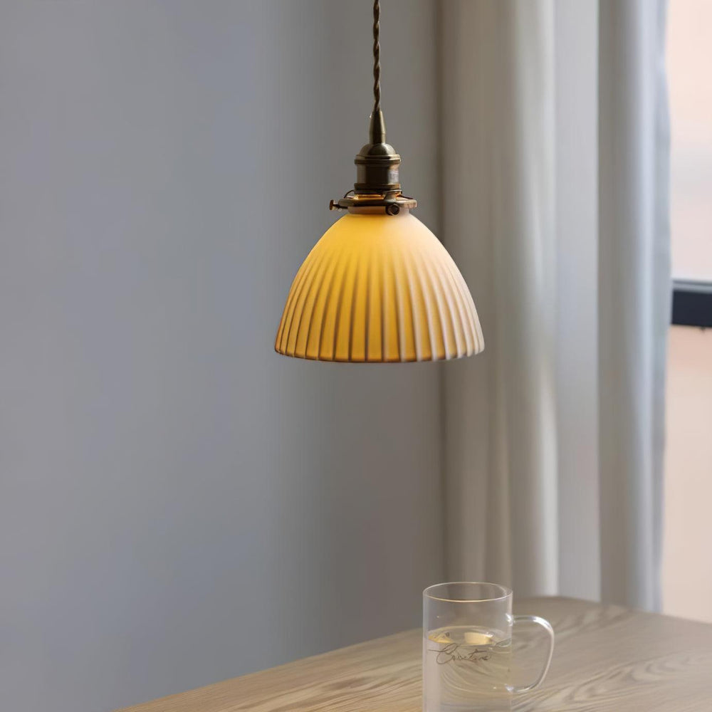 Brass Pleated Ceramic Pendant Lamp | Modern Copper Design | Vinlighting | Vinlighting