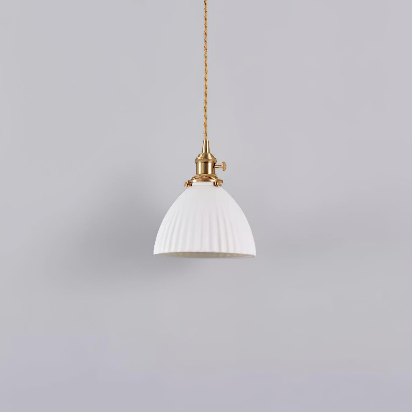 Brass Pleated Ceramic Pendant Lamp - Vinlighting