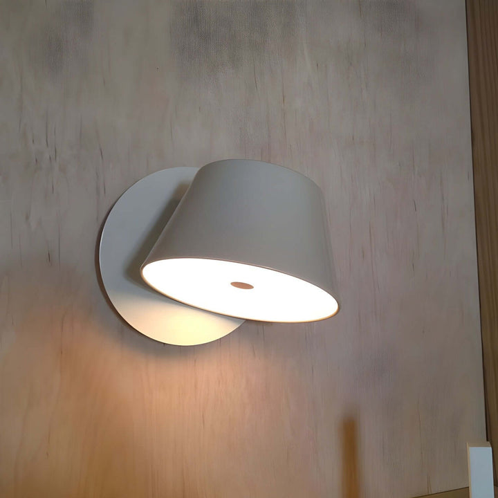 Brevino Wall Lamp – Simple Creative Rotating Bedside Light
