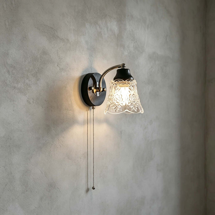 Camille Wall Sconce | French Vintage Floral Glass Wall Sconce | Vinlighting