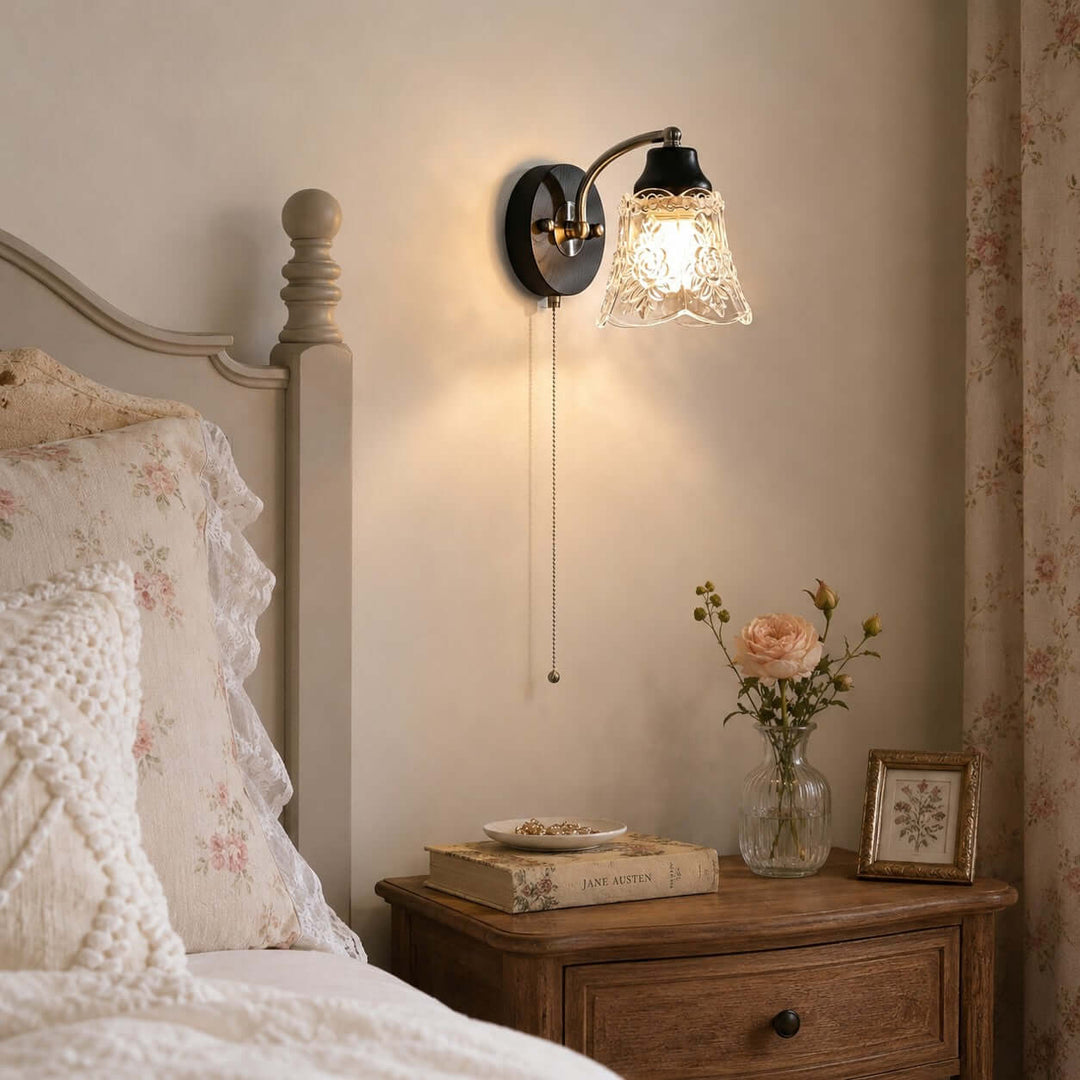 Camille Wall Sconce | French Vintage Floral Glass Wall Sconce | Vinlighting