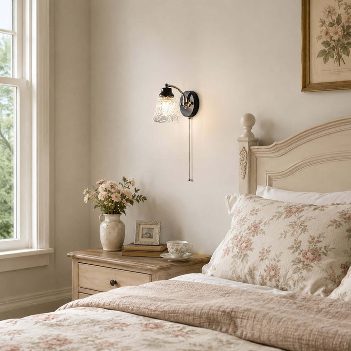 Camille Wall Sconce | French Vintage Floral Glass Wall Sconce | Vinlighting