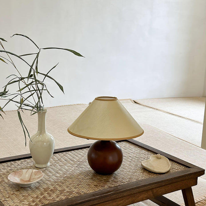 Cankut Wood Table Lamp | Vintage Retro Nightstand Fixture | Vinlighting | Vinlighting