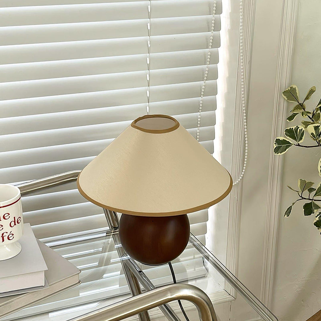 Cankut Wood Table Lamp | Vintage Retro Nightstand Fixture | Vinlighting | Vinlighting