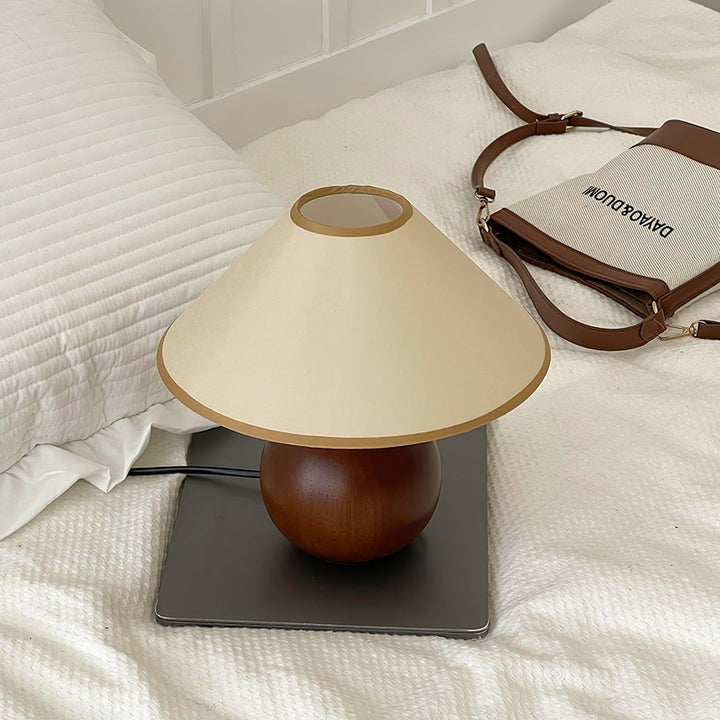 Cankut Wood Table Lamp | Vintage Retro Nightstand Fixture | Vinlighting | Vinlighting