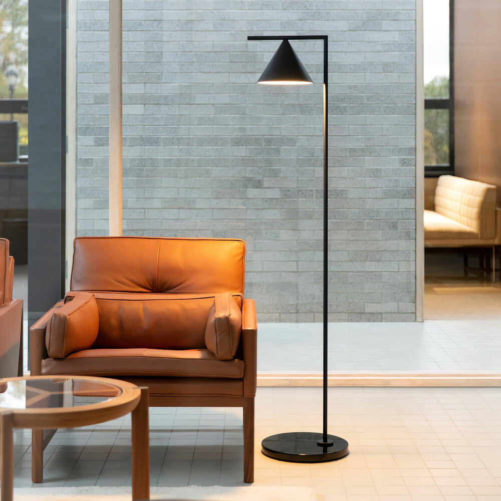 Captain Floor Lamp | Dual-Purpose Uplighting & Reading Light | Vinlighting | Vinlighting