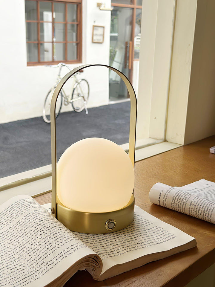 Carrie Portable Table Lamp - Cordless Lamps for Living Room | Vinlighting | Vinlighting