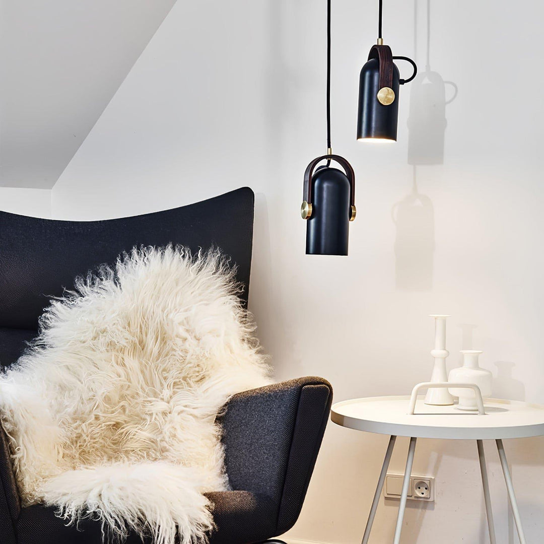 Carronade Pendant Light | Small Art Deco Bathroom Hanging Lamp | Vinlighting | Vinlighting