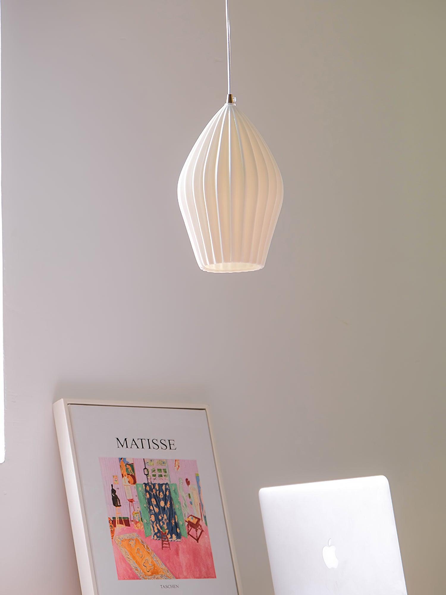 Ceramic Ribbed Pendant light - Vinlighting