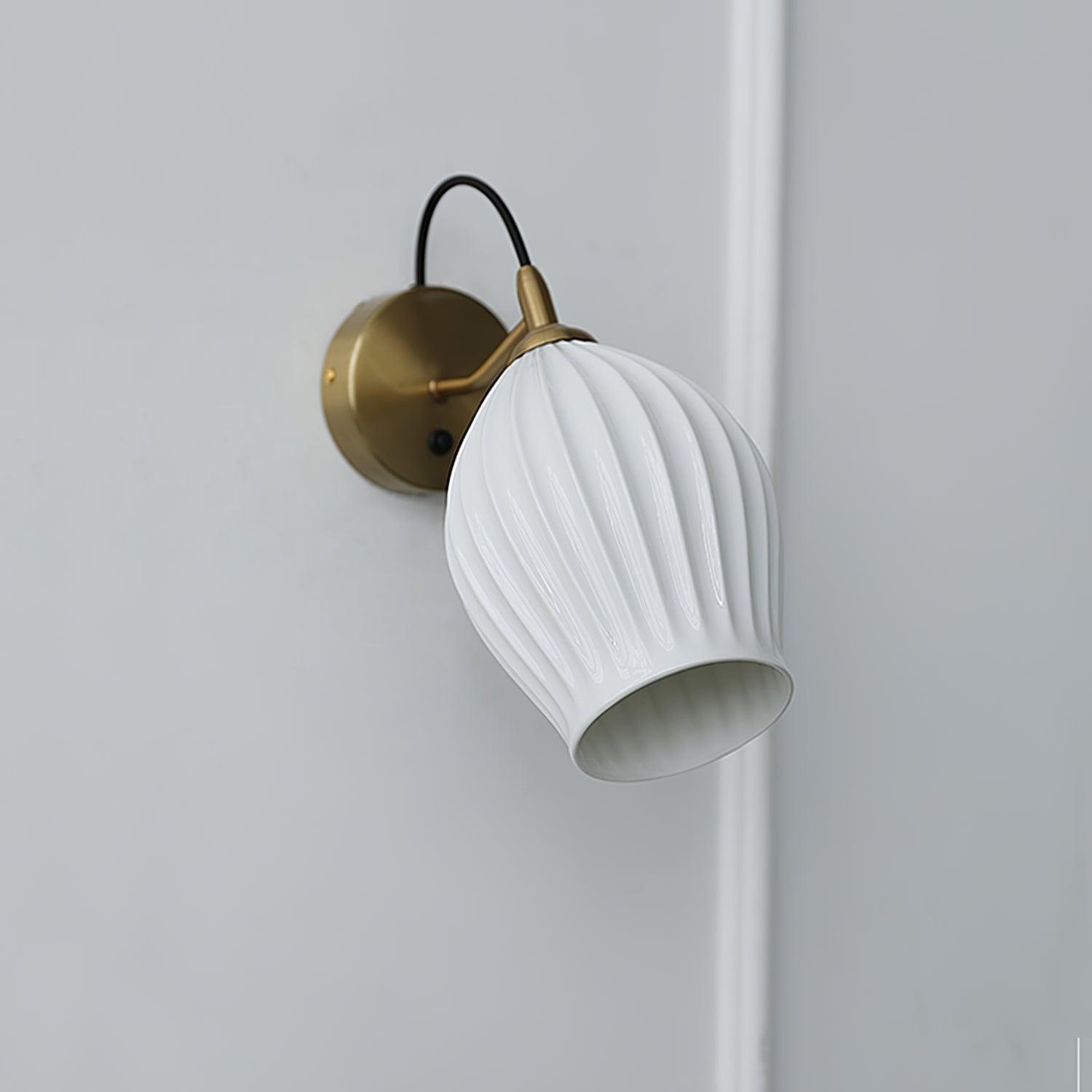 Ceramic Ribbed Wall Light - Vinlighting