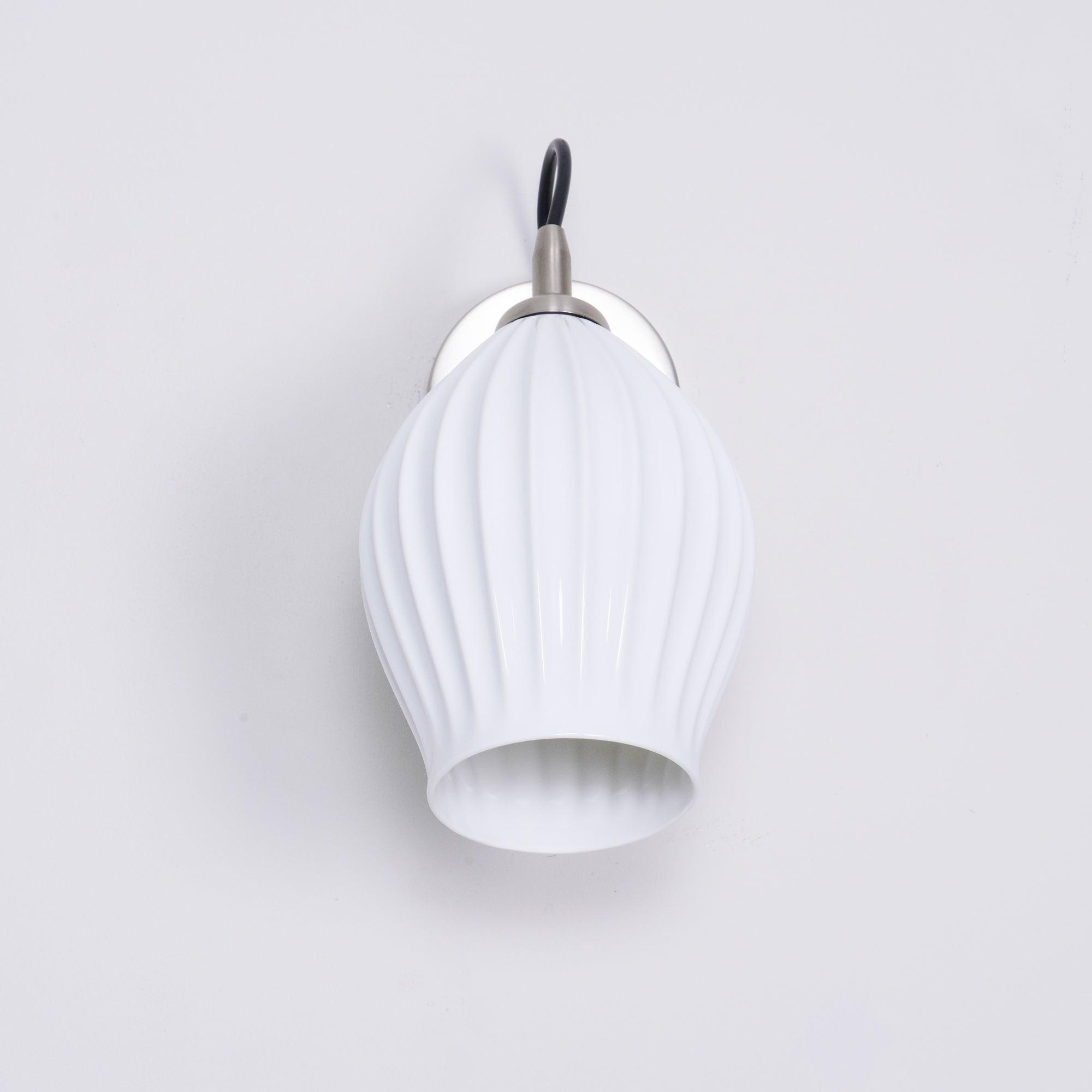 Ceramic Ribbed Wall Light - Vinlighting