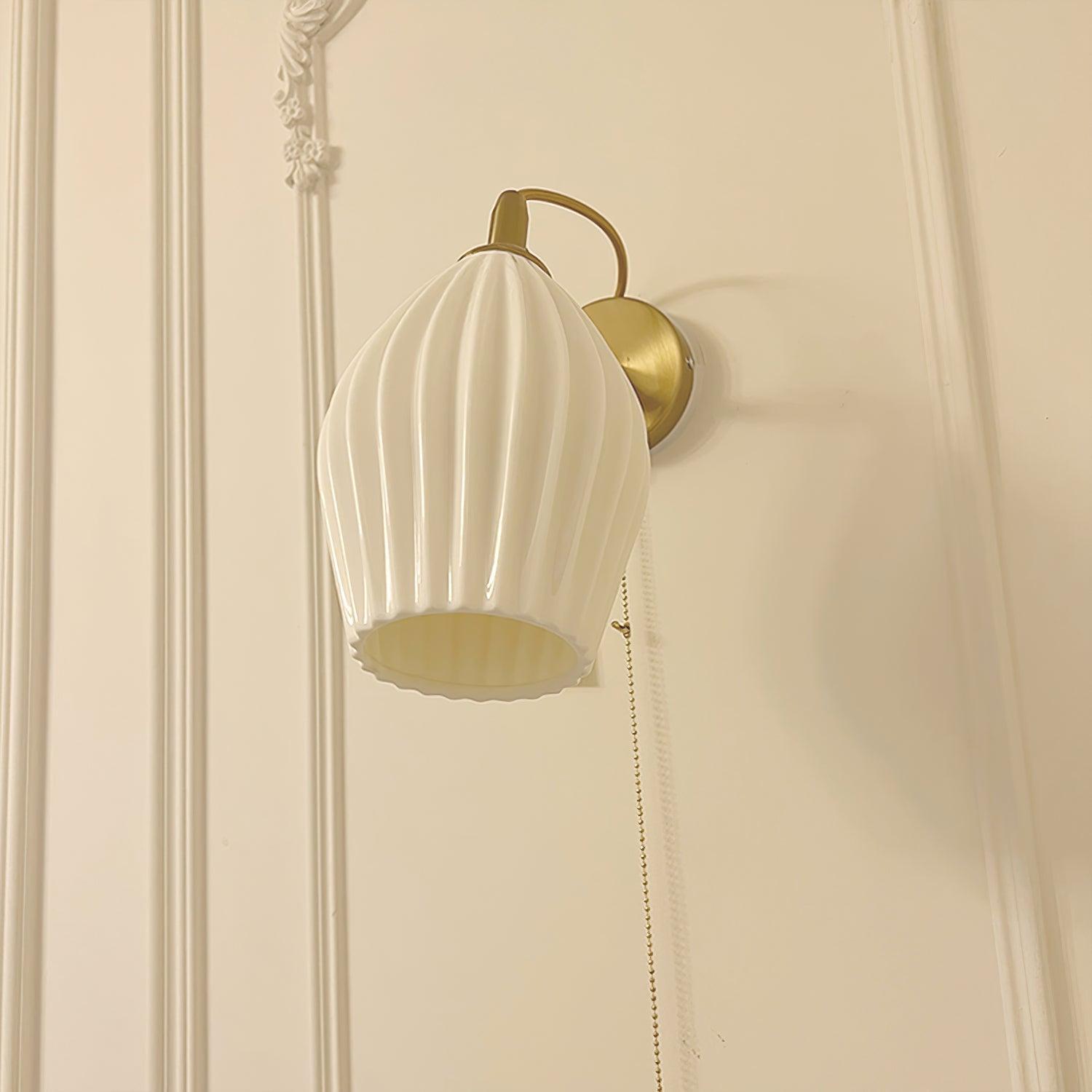 Ceramic Ribbed Wall Light - Vinlighting