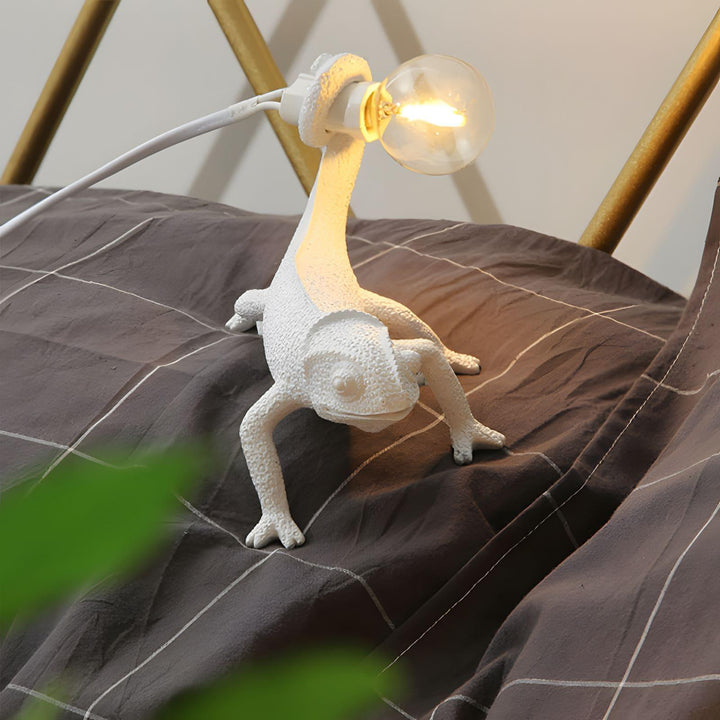 Chameleon Table Lamp - Mini Animal Lamp | Vinlighting | Vinlighting | Vinlighting