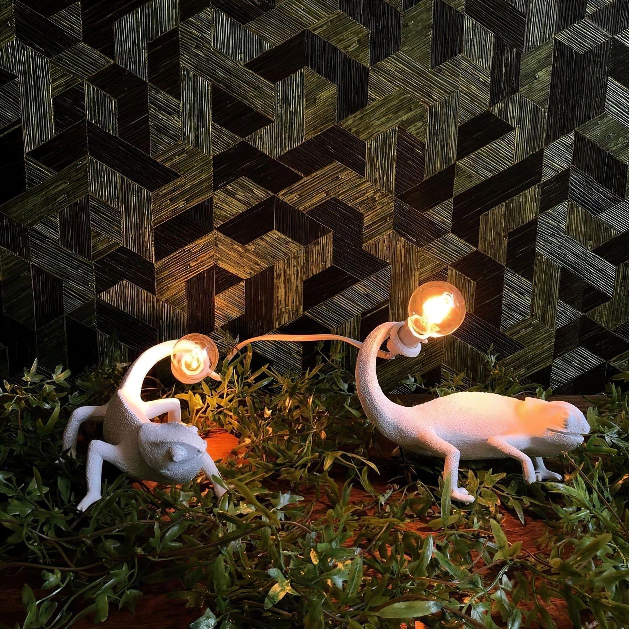 Chameleon Table Lamp - Vinlighting