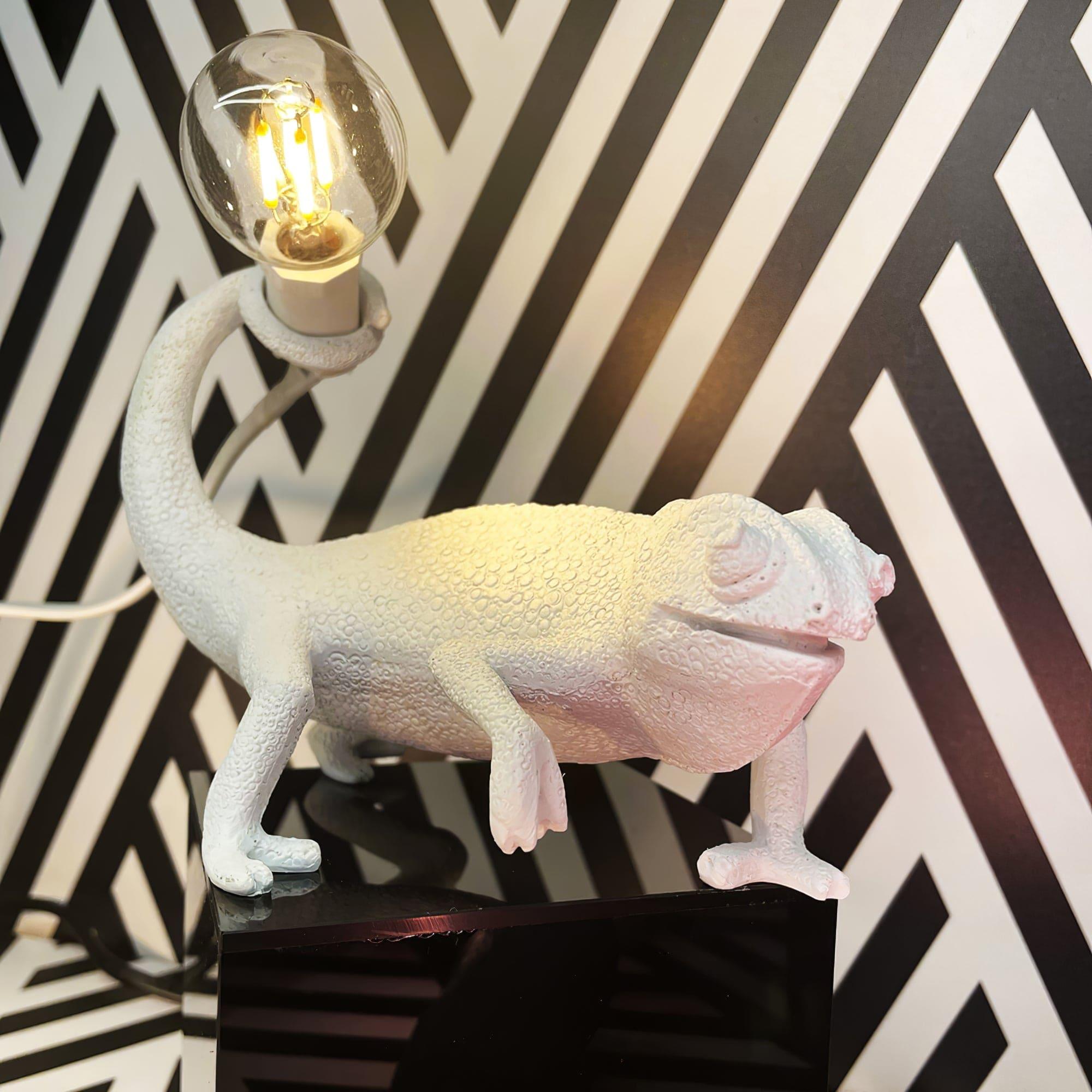 Chameleon Table Lamp - Vinlighting