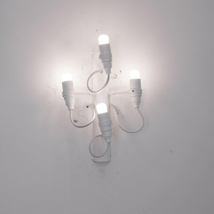 Classic 2097 Wall Light - Modern Gold Sconce For Living Room | Vinlighting | Vinlighting