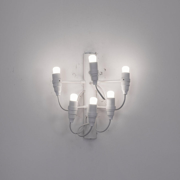 Classic 2097 Wall Light - Modern Gold Sconce For Living Room | Vinlighting | Vinlighting