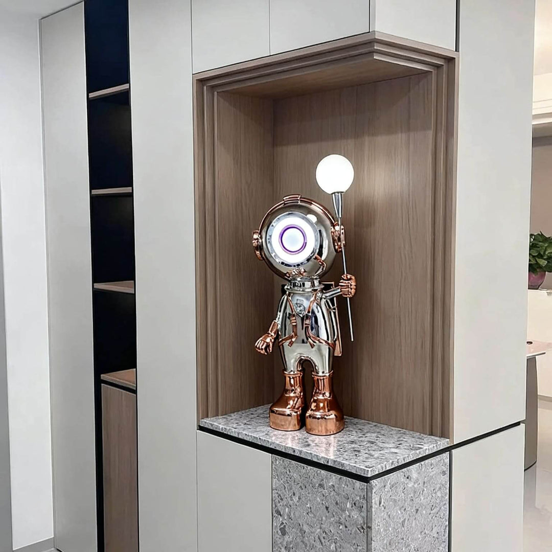 Clymet Art Deco Floor Lamp – Astronaut Sculpture for Living Room