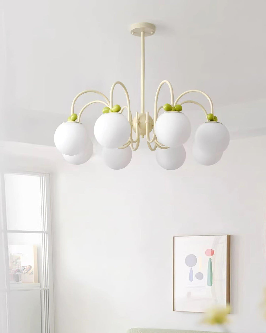 Cream Cherry Chandelier – Playful Elegance with Soft Glow | Vinlighting | Vinlighting