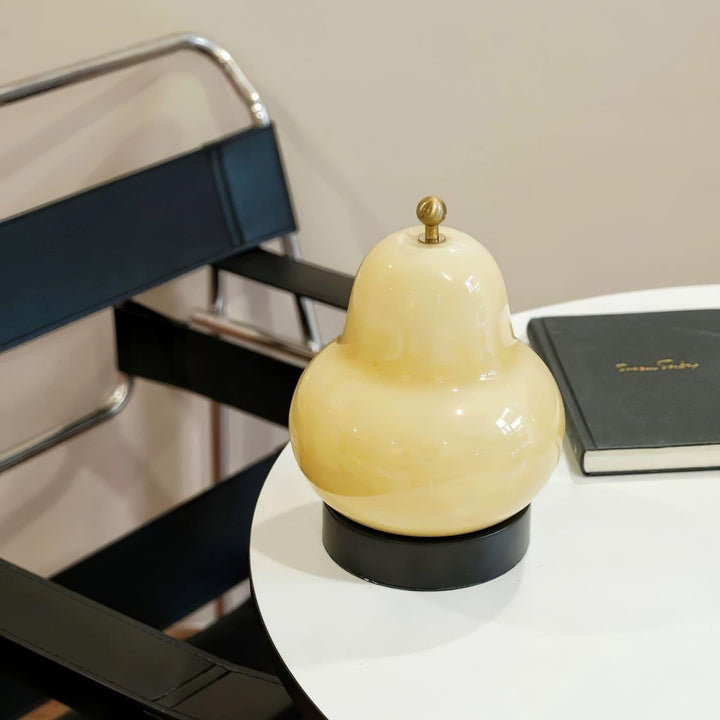 Cute Pear Table Lamp - Pink Touch & Dining Room | Vinlighting | Vinlighting | Vinlighting