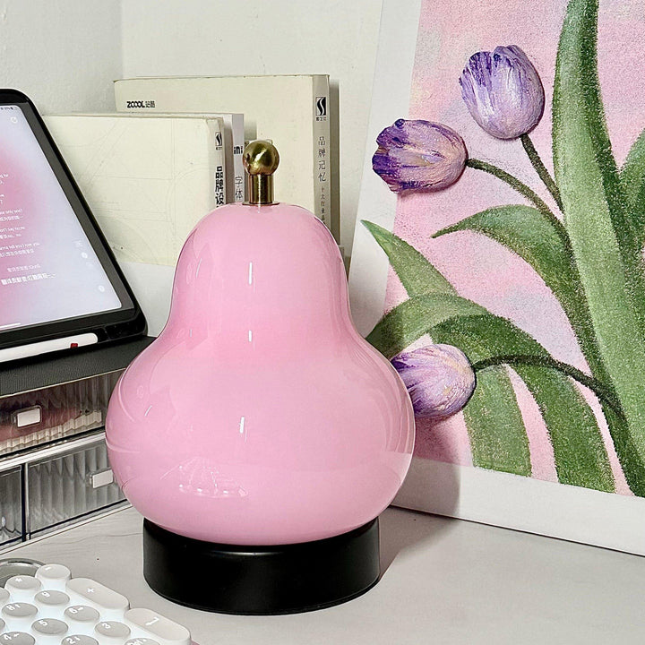 Cute Pear Table Lamp - Pink Touch & Dining Room | Vinlighting | Vinlighting | Vinlighting