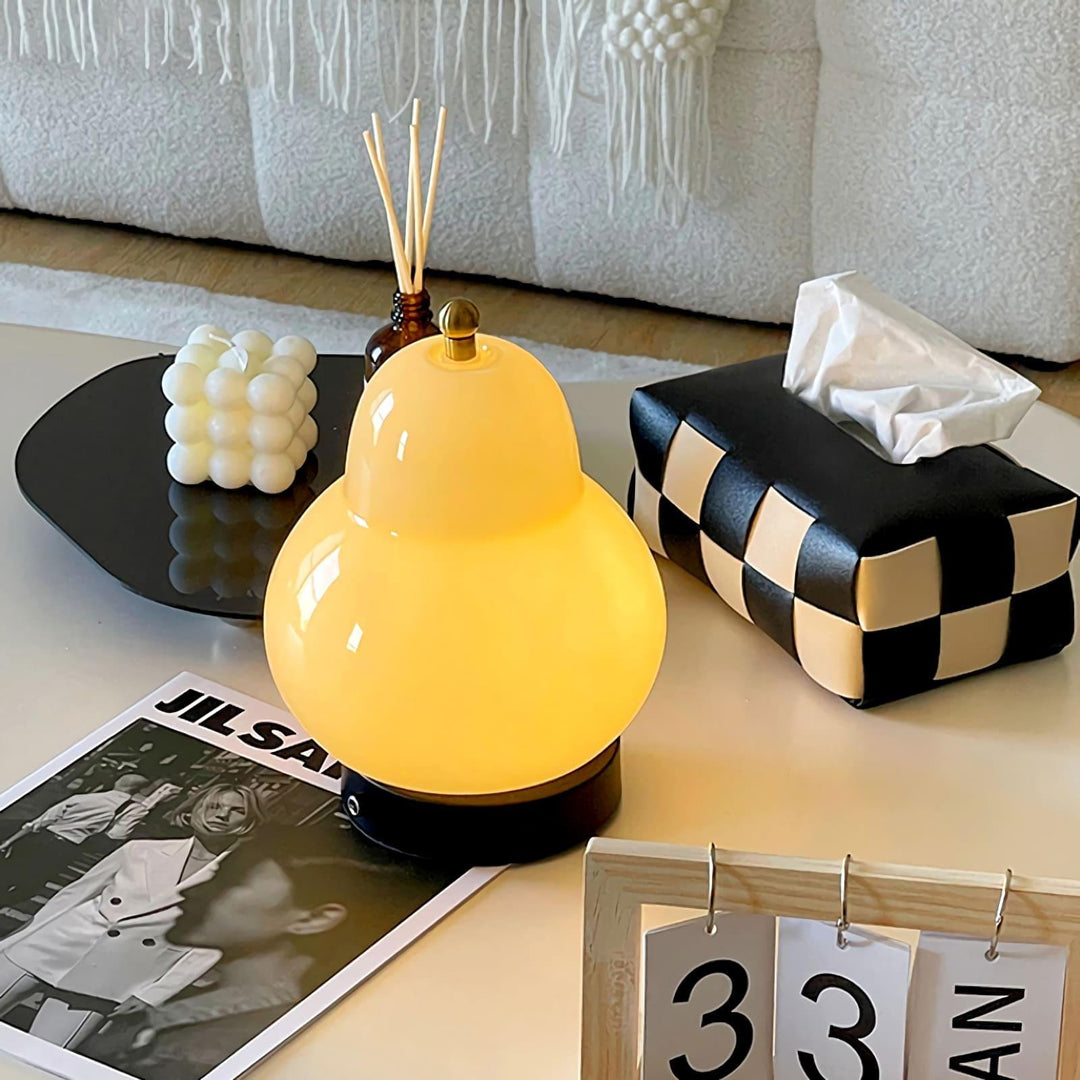 Cute Pear Table Lamp - Pink Touch & Dining Room | Vinlighting | Vinlighting | Vinlighting