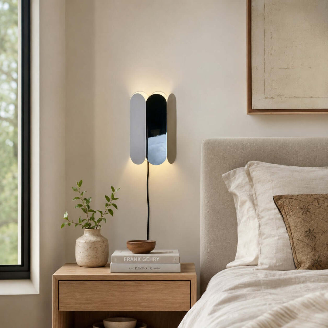 Cylora Plug In Wall Lamp
