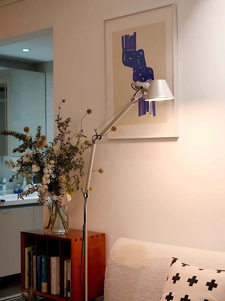 Deleila Floor Lamp – Industrial Style, Minimalist Swing Arm