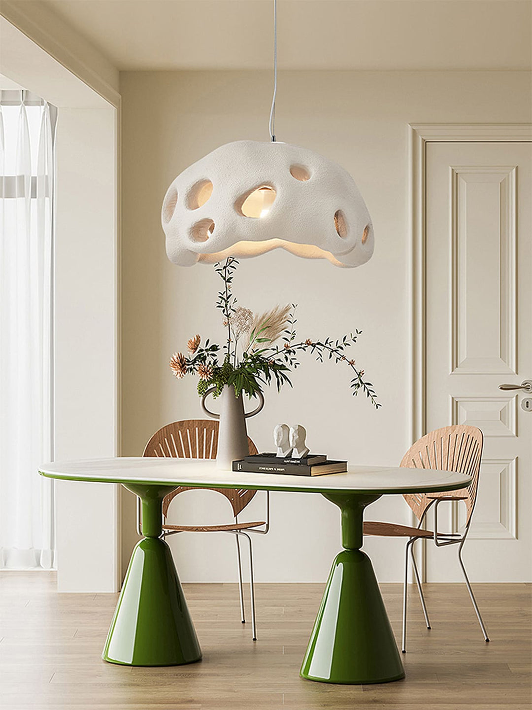 Duvra Resin Pendant Lamp
