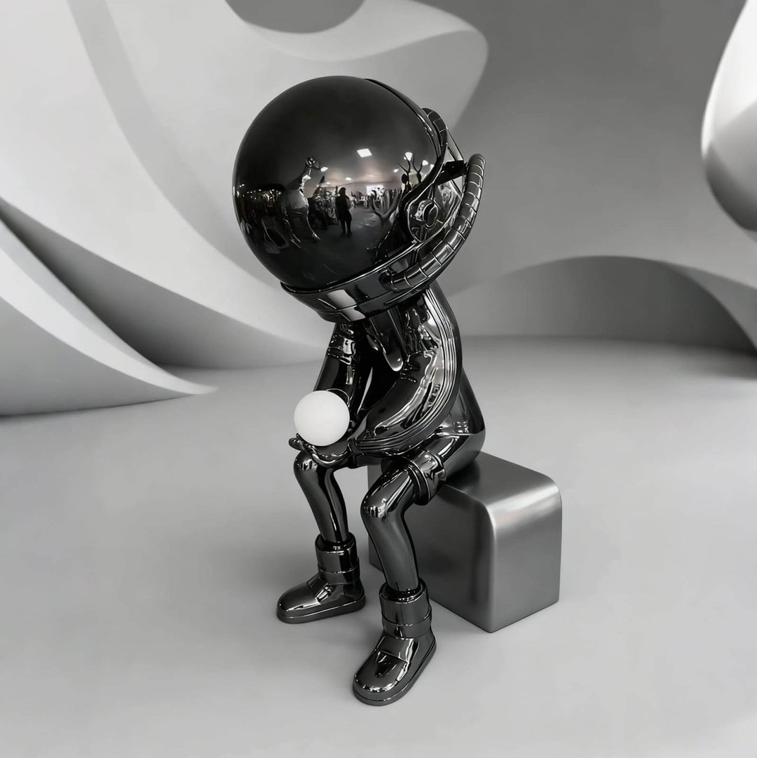 Dyrion Art Deco Floor Lamp – Astronaut Sculpture Living Room Decor