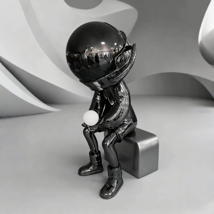 Dyrion Art Deco Floor Lamp – Astronaut Sculpture Living Room Decor