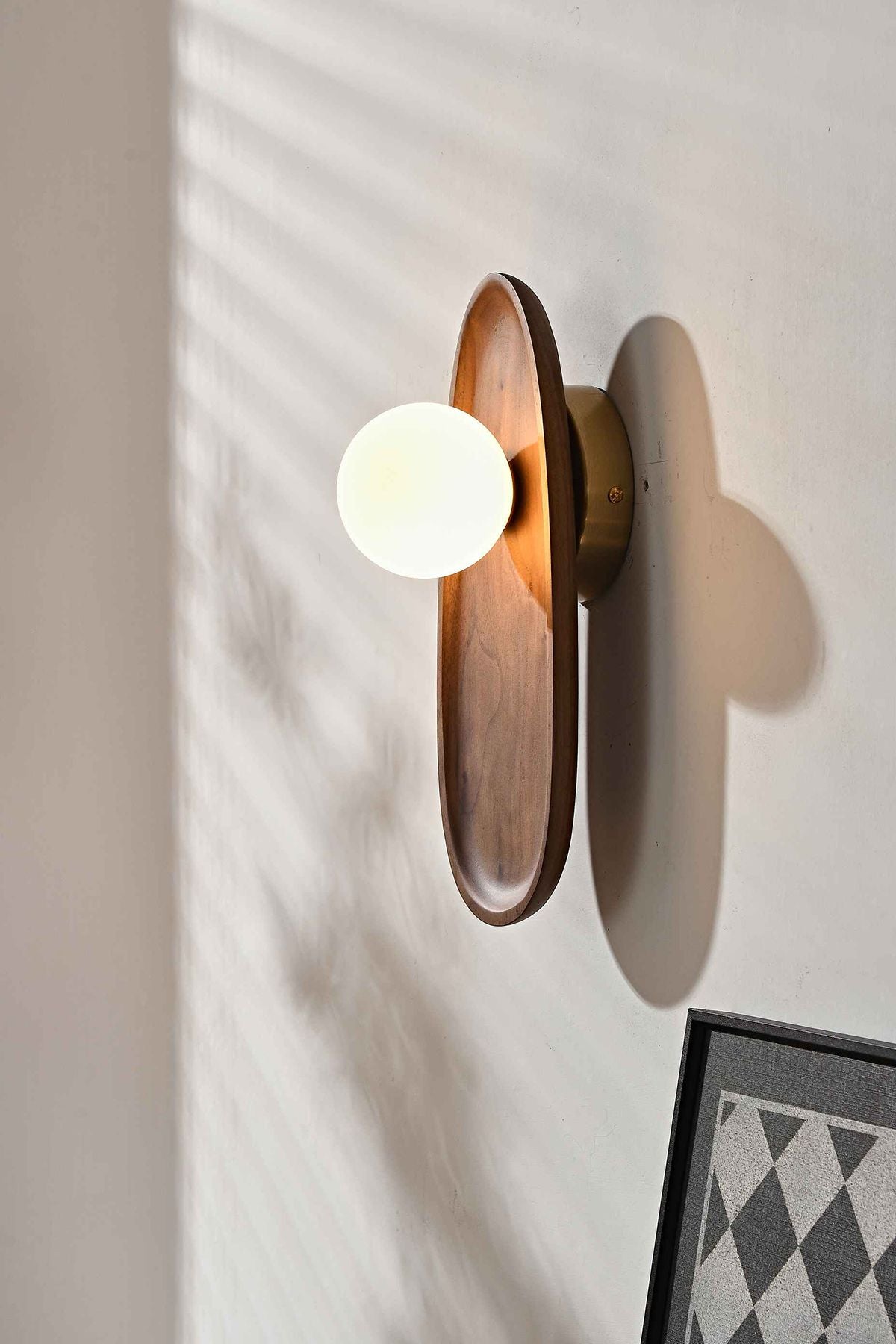 Eivor Wall Lamp