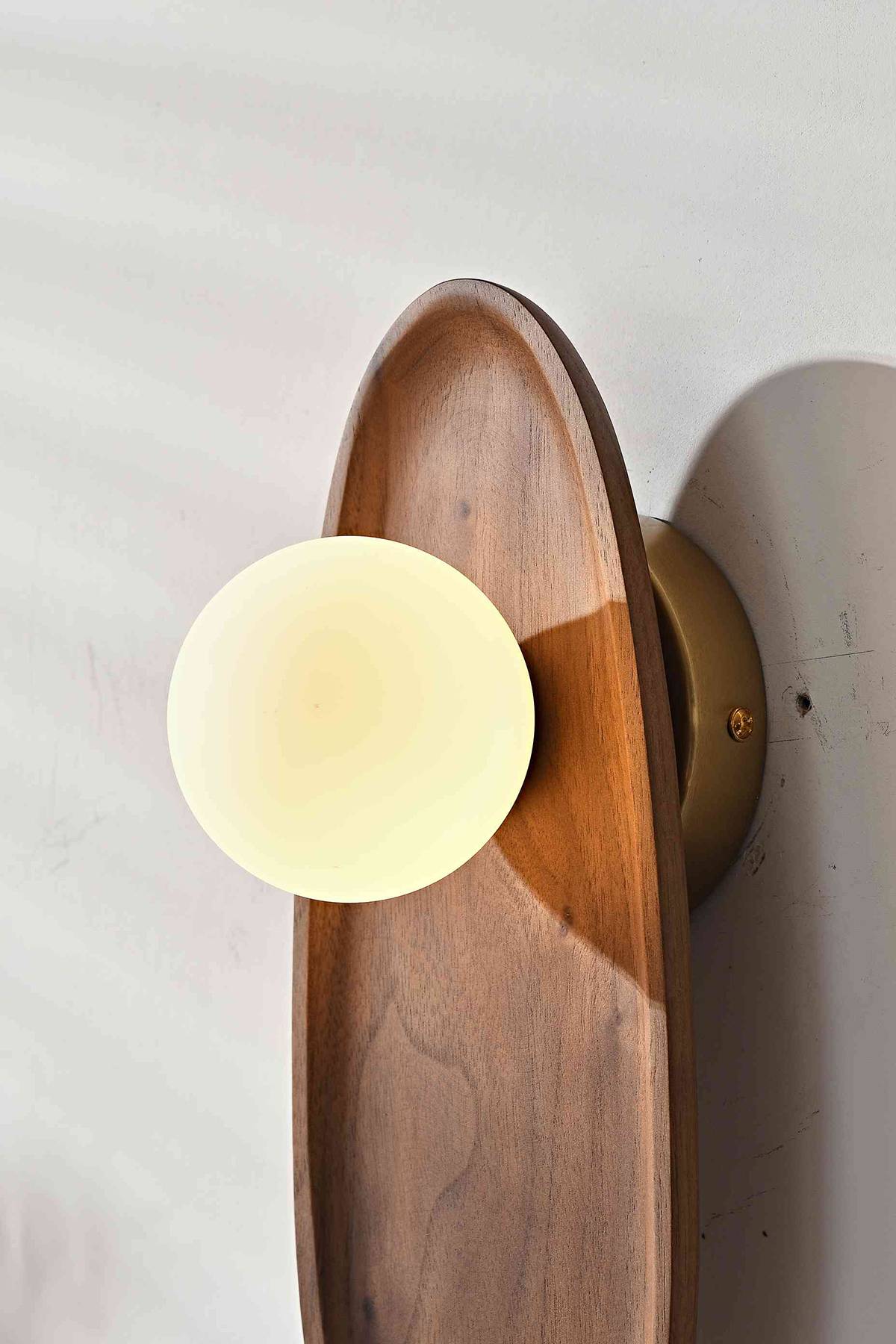 Eivor Wall Lamp