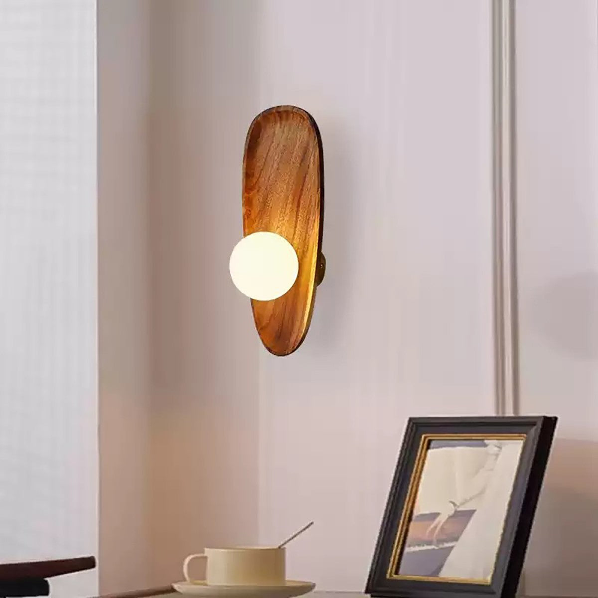 Eivor Wall Lamp