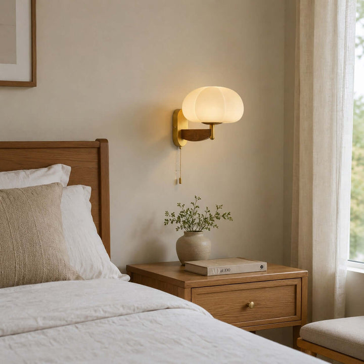 Elowra Retro Pull Chain Sconce - Mid-Century Glass Wall Light | Vinlighting