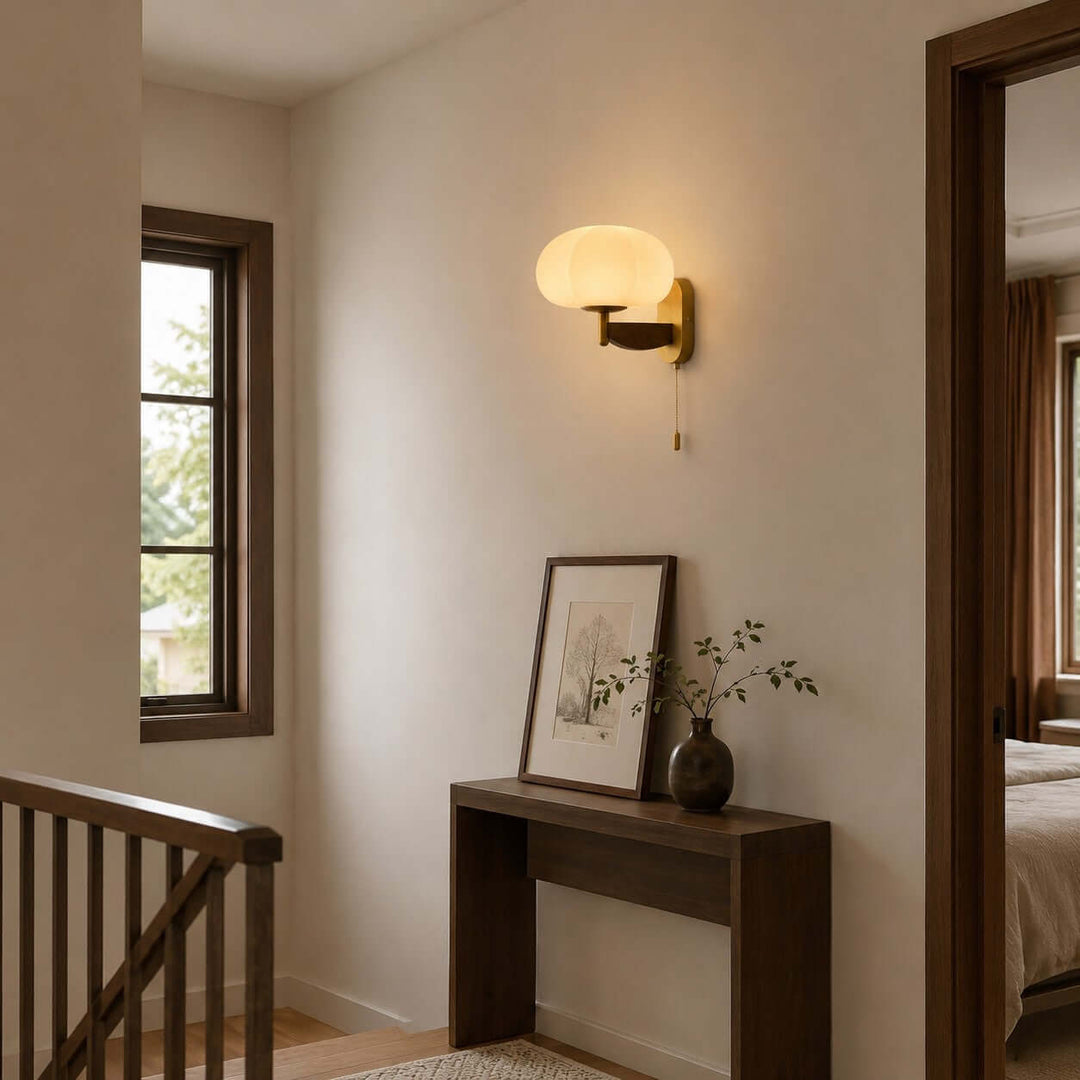 Elowra Retro Pull Chain Sconce - Mid-Century Glass Wall Light | Vinlighting