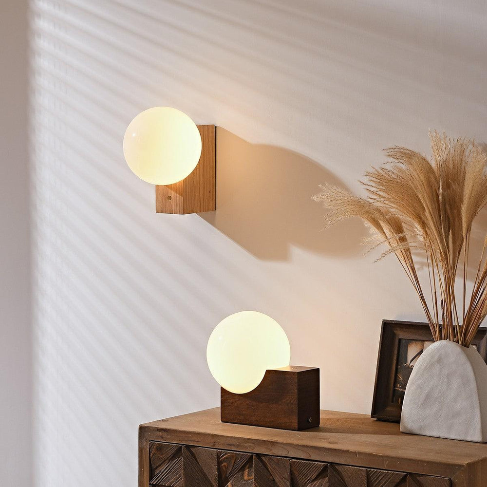 Eveline Wall Light – Stylish Perforated Design for Soft Glow | Vinlighting