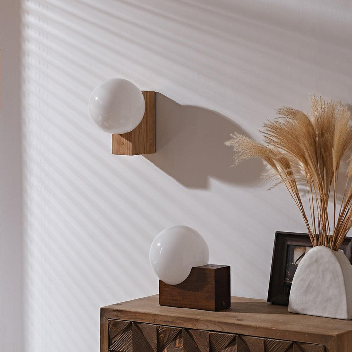 Eveline Wall Light – Stylish Perforated Design for Soft Glow | Vinlighting
