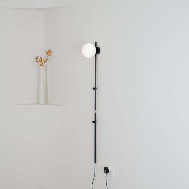 Farethi Plug-In Wall Lamp – Nordic Modern Glass Light