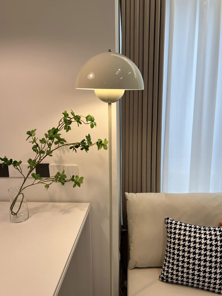 Fiona Floor Lamp – Modern Elegance with Artistic Design | Vinlighting | Vinlighting