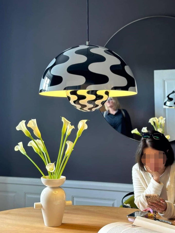 Flowerpot VP2 Pendant - Modern Art Deco Light | Vinlighting | Vinlighting