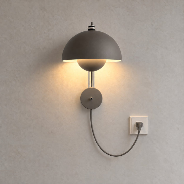 Flowerpot Wall Lamp