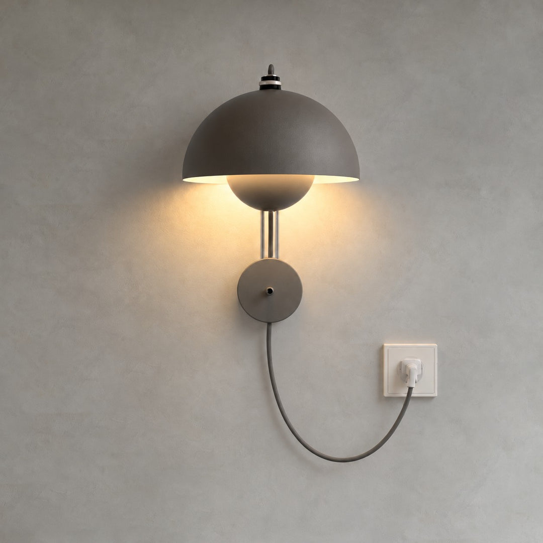 Flowerpot Wall Lamp