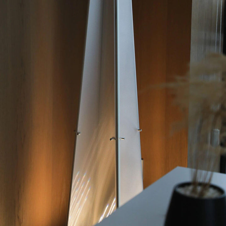 Fragment Floor Lamp - Gothic Inspired Glass, Elegant Lighting Design | Vinlighting | Vinlighting