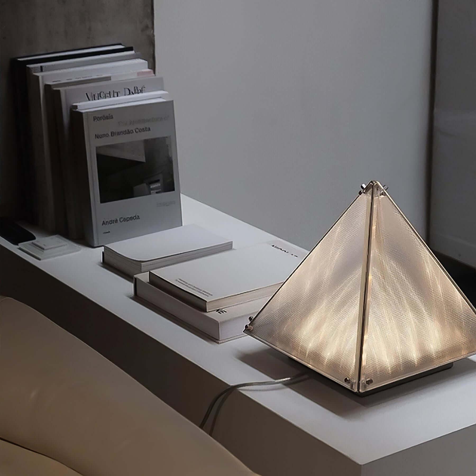 Fragment Table Lamp - Vinlighting