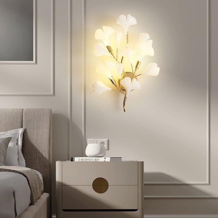 Gingko Sonia Wall Lamp - Mid Century Ceramic Sconce Light | Vinlighting | Vinlighting